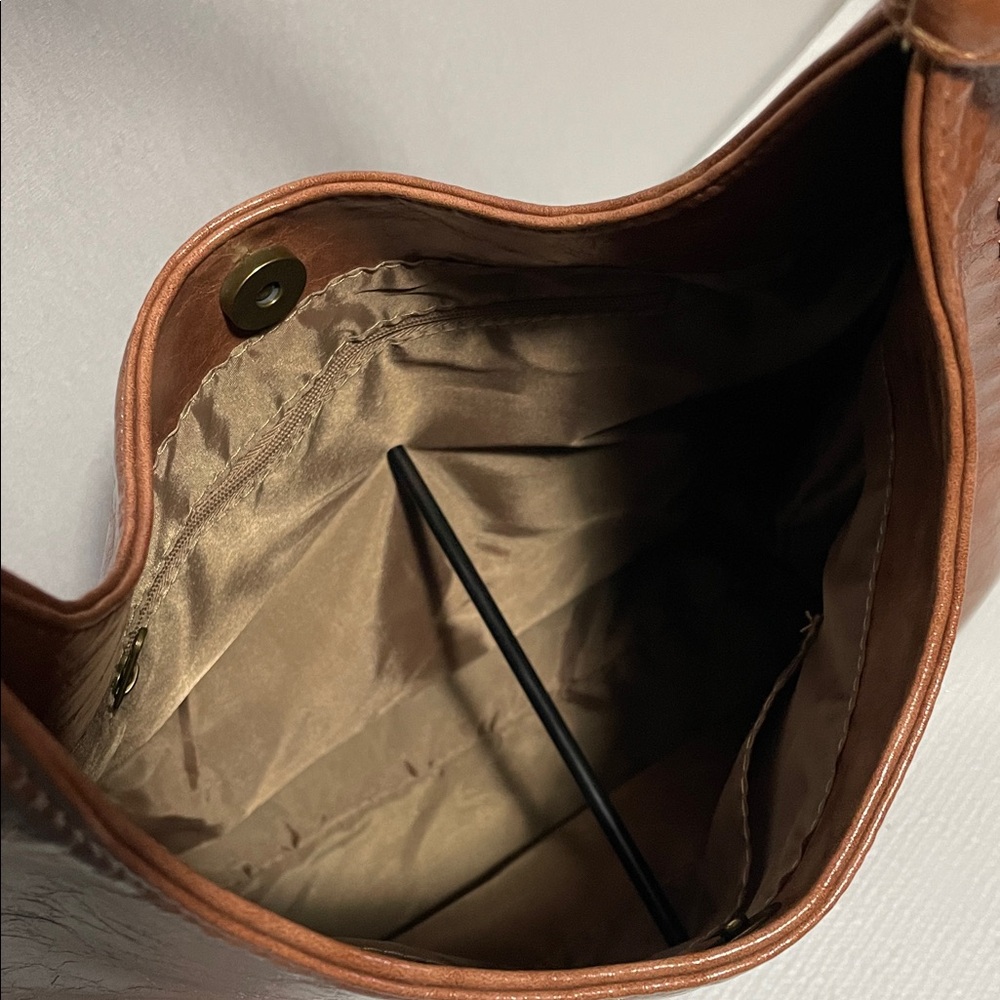 Elegant Brown Leather Shoulder Bag. Has no brand - Picture 10 of 13